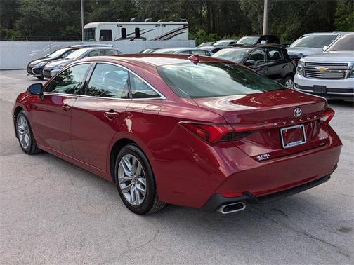 2022 Toyota Avalon XLE