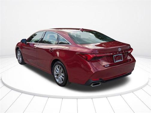 2022 Toyota Avalon XLE