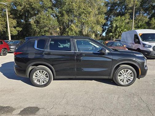 2023 Mitsubishi Outlander ES 2.5 2WD