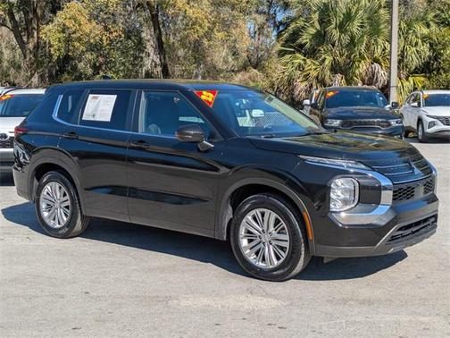 2023 Mitsubishi Outlander ES 2.5 2WD