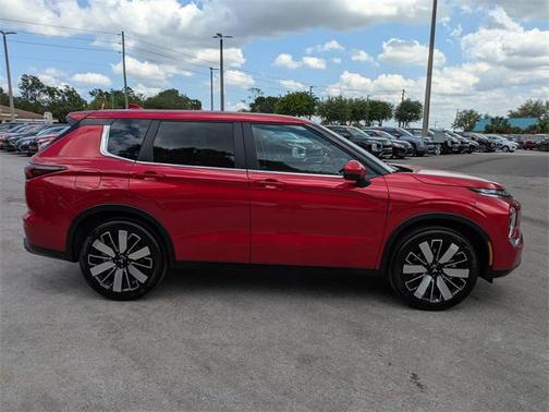 2025 Mitsubishi Outlander SE 2.5 2WD