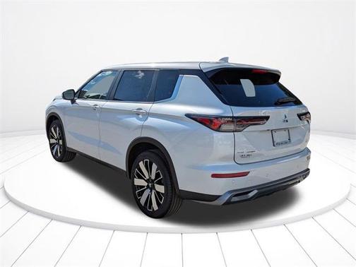 2025 Mitsubishi Outlander SE 2.5 2WD