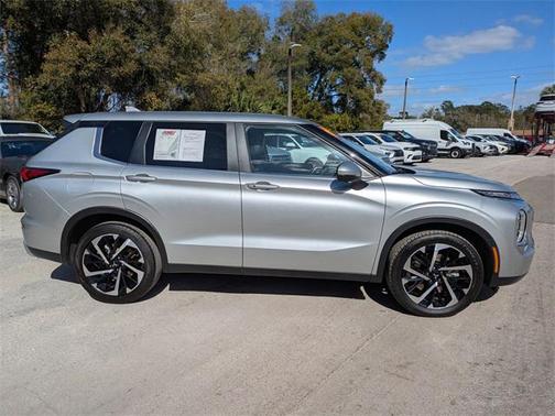 2024 Mitsubishi Outlander SE 2.5 2WD