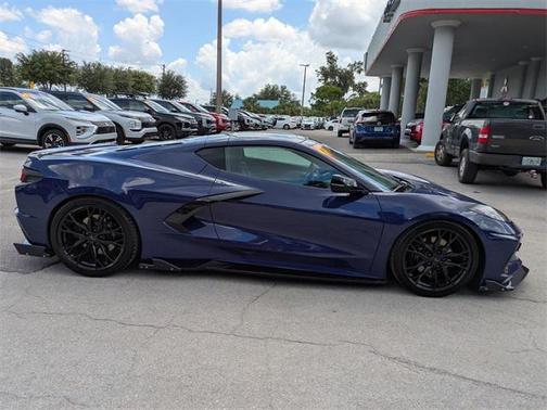2025 Chevrolet Corvette Stingray w/2LT