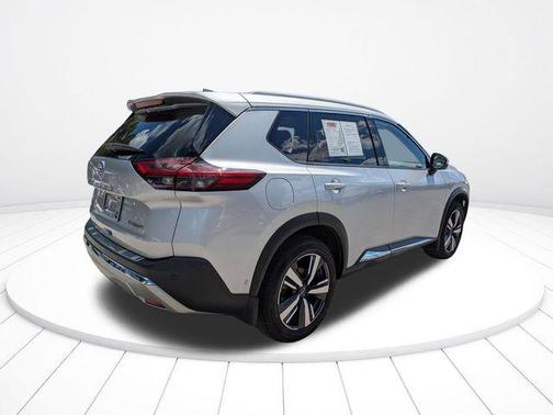 Brilliant Silver Metallic 2022 Nissan Rogue Platinum