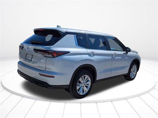 2025 Mitsubishi Outlander ES 2.5 2WD