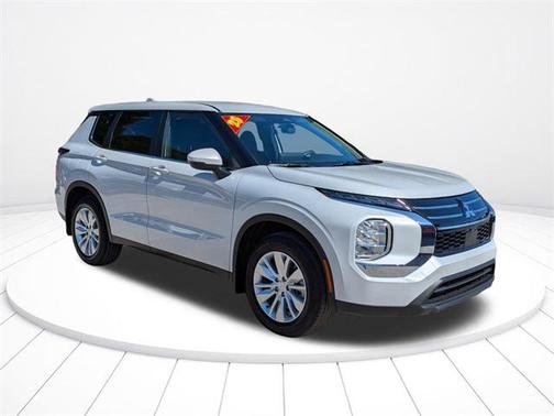 2025 Mitsubishi Outlander ES 2.5 2WD