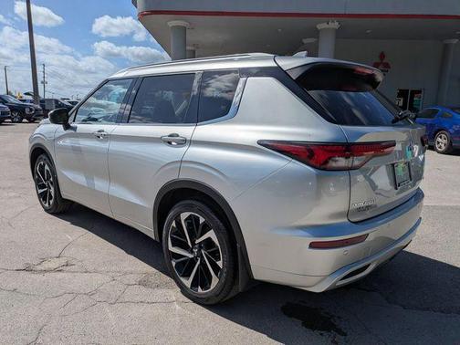 2024 Mitsubishi Outlander SEL 2.5 2WD