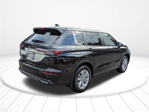 2025 Mitsubishi Outlander ES 2.5 2WD