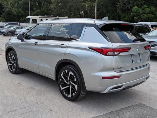 2022 Mitsubishi Outlander SEL 2.5 2WD