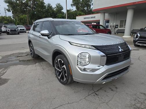2022 Mitsubishi Outlander SEL 2.5 2WD