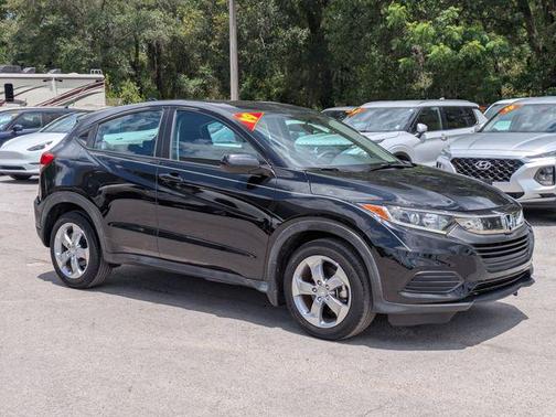 Crystal Black Pearl 2019 Honda HR-V LX