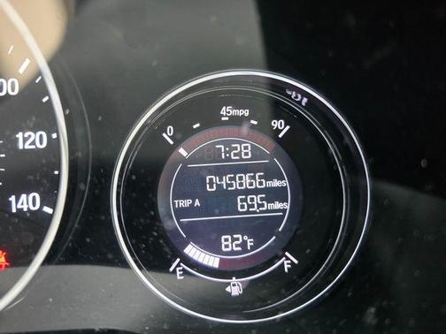 Crystal Black Pearl 2019 Honda HR-V LX
