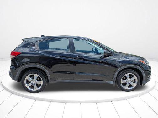 Crystal Black Pearl 2019 Honda HR-V LX