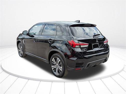 2025 Mitsubishi Outlander Sport SE