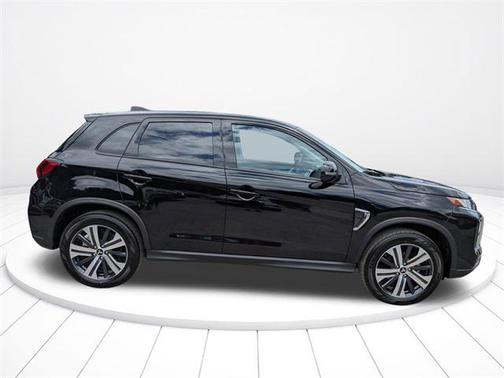 2025 Mitsubishi Outlander Sport SE