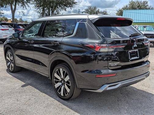 2025 Mitsubishi Outlander PLATINUM EDITION 2.5 S-AWC