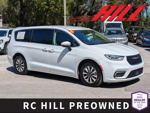 2023 Chrysler Pacifica Hybrid Touring L