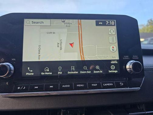 Mercury Gray Metallic 2023 Mitsubishi Outlander SE