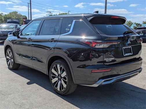 2025 Mitsubishi Outlander SE 2.5 2WD