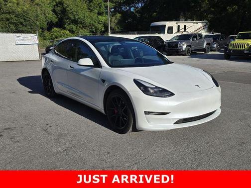 Pearl White Multi-Coat 2021 Tesla Model 3 Standard Range Plus