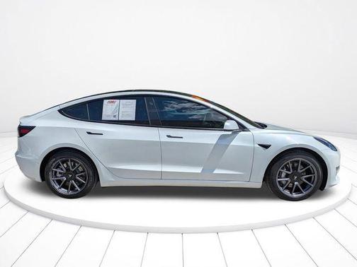 Pearl White Multi-Coat 2021 Tesla Model 3 Standard Range Plus