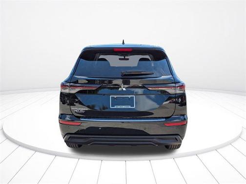 2025 Mitsubishi Outlander ES 2.5 2WD