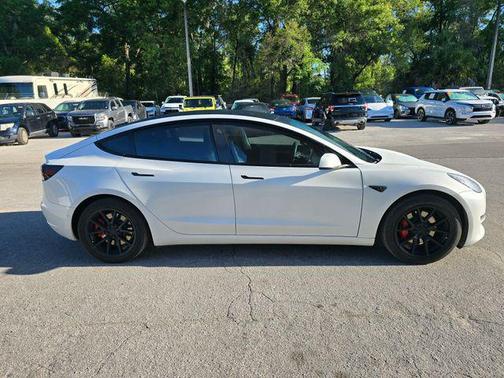 Pearl White Multi-Coat 2021 Tesla Model 3 Long Range