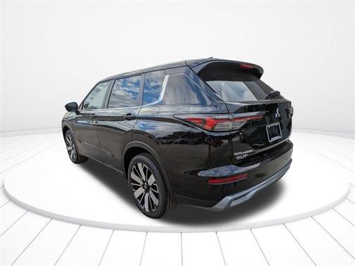 2025 Mitsubishi Outlander SE 2.5 2WD