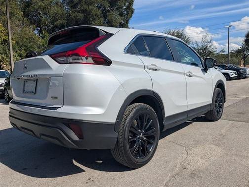 2024 Mitsubishi Eclipse Cross LE