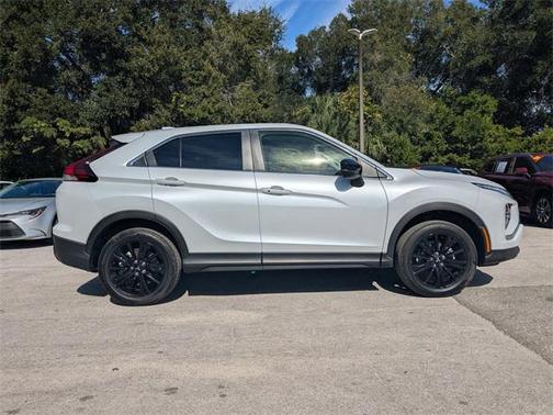 2024 Mitsubishi Eclipse Cross LE