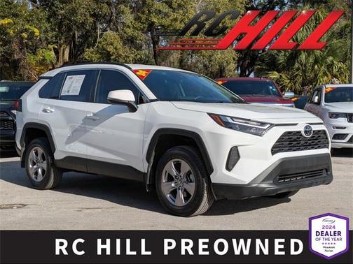 2024 Toyota RAV4 XLE