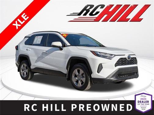 2024 Toyota RAV4 XLE