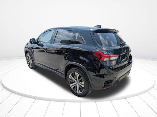 Labrador Black Pearl 2026 Mitsubishi Outlander Sport 2.0 ES