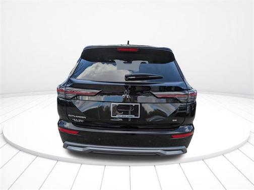 2025 Mitsubishi Outlander SE 2.5 2WD