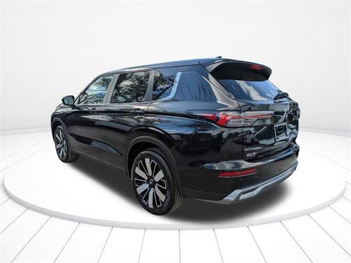 2025 Mitsubishi Outlander SE 2.5 2WD