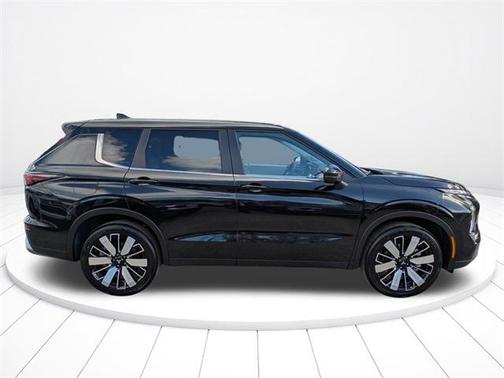 2025 Mitsubishi Outlander SE 2.5 2WD