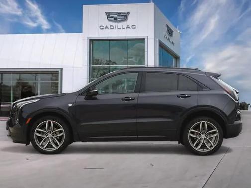2022 Cadillac XT4 Sport
