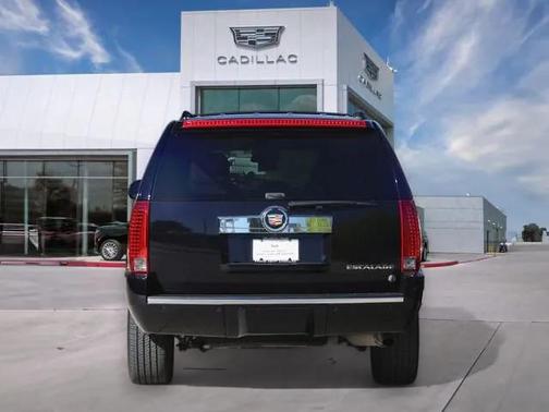 2014 Cadillac Escalade Luxury