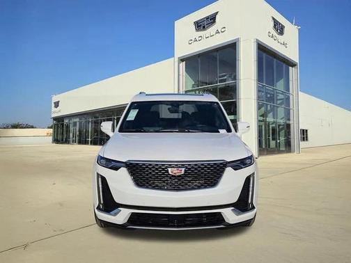 2025 Cadillac XT6 Premium Luxury FWD