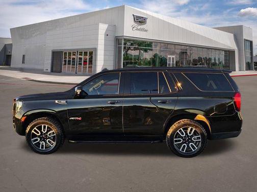 2024 GMC Yukon 4WD AT4