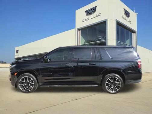 2021 Chevrolet Suburban RST