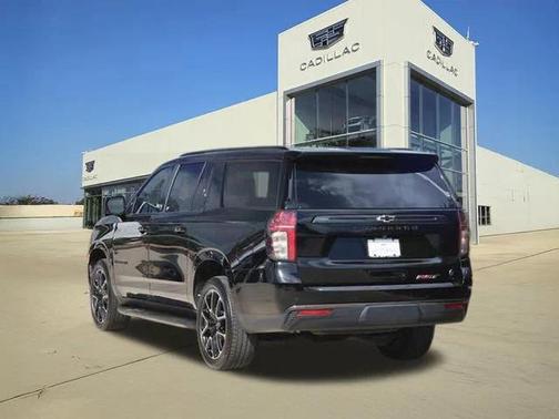 2021 Chevrolet Suburban RST