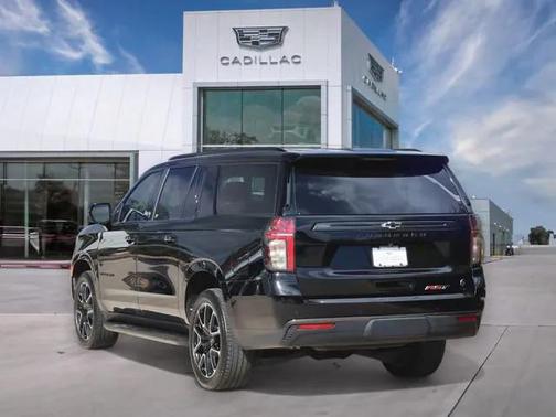 2021 Chevrolet Suburban RST