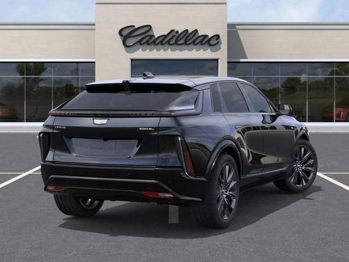 2025 Cadillac LYRIQ Sport