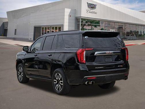 2022 GMC Yukon 4WD AT4