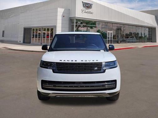 White 2023 Land Rover Range Rover P400 SE