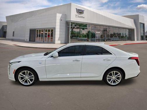 2026 Cadillac CT4 Luxury RWD