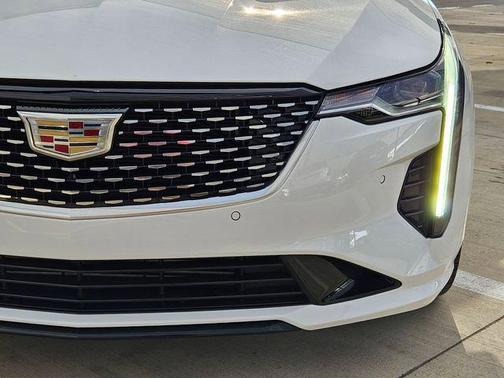 2026 Cadillac CT4 Premium Luxury RWD