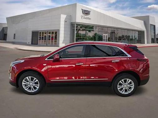 2026 Cadillac XT5 Luxury